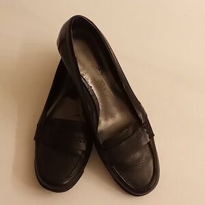 Nine West Black Leather Penny Loafers - Women's Flats